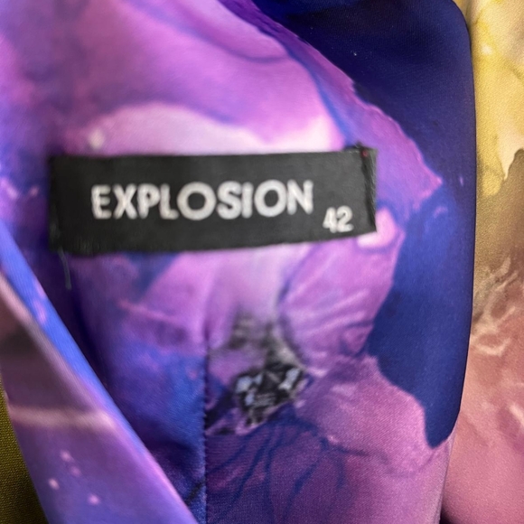 Explosion Stunning Dress - Picture 3 of 6